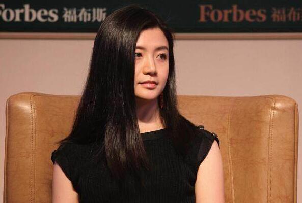 李穎個(gè)人資料年齡