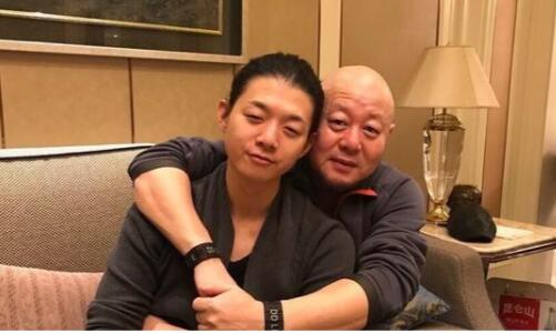 火風(fēng)為兒子霍尊發(fā)聲