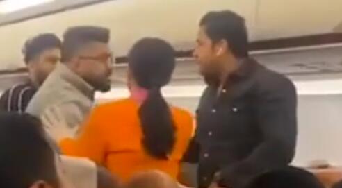 泰國(guó)曼谷飛印度航班上演群毆