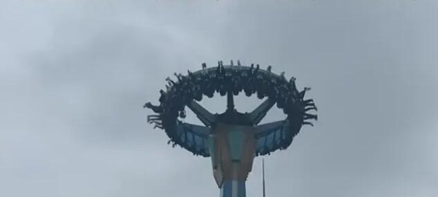 大擺錘停擺游客被倒掛最高點(diǎn)