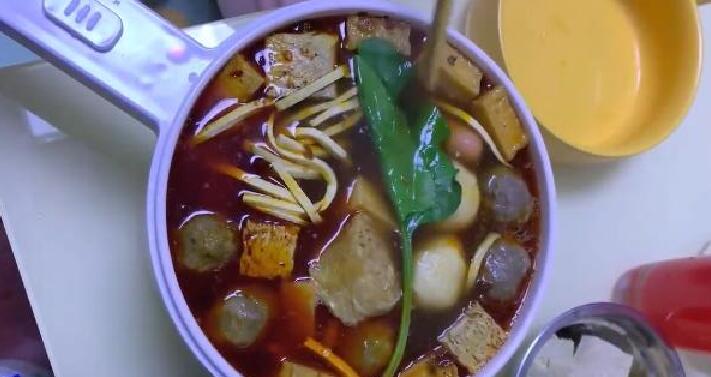 日本拉面店禁止食客用耳機(jī)