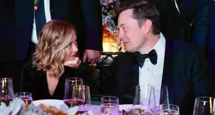 馬斯克否認(rèn)與意大利女總理戀愛