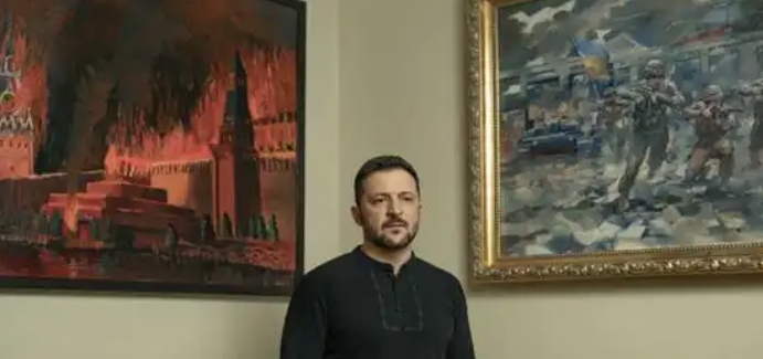 澤連斯基房間掛火燒克宮畫作