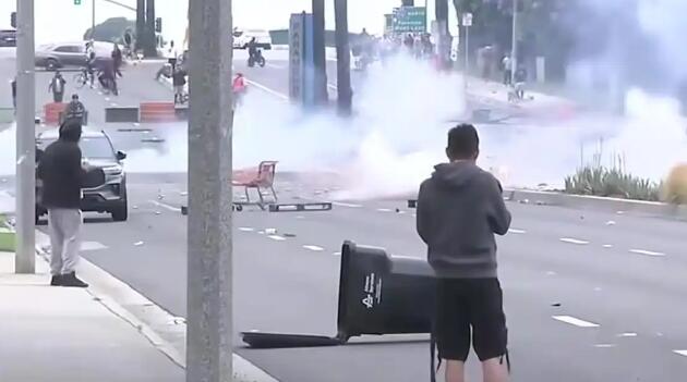 洛杉磯全市進入戰(zhàn)術(shù)警戒狀態(tài)